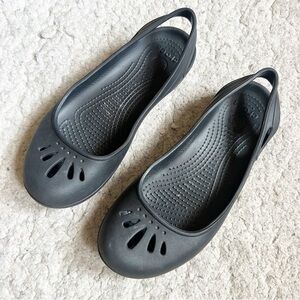 Crocs: Women's Black 'Kadee' Sling Back Slip On Shoes Size 7